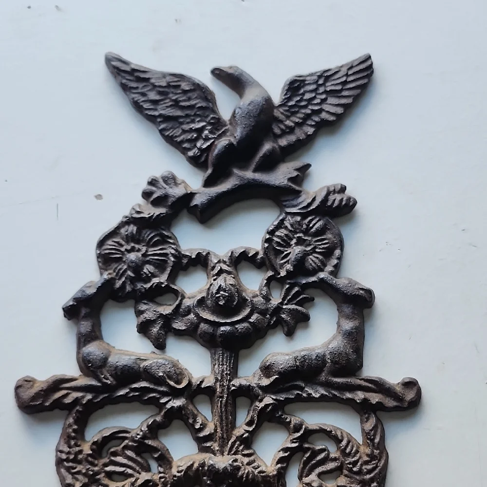 Rustic Brown Wall Hook with Bird Motif - Picture 2 of 3